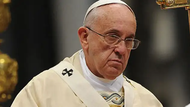 Türk hacker 'soykırım' diyen Papa'ya cezayı verdi