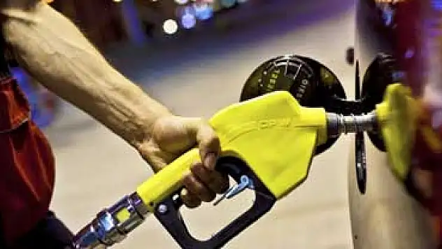 Benzinin Yüzde Kaçı Vergi?