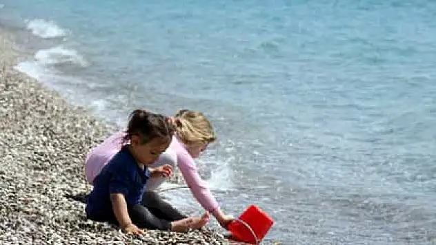 Antalya'da deniz sezonu açıldı