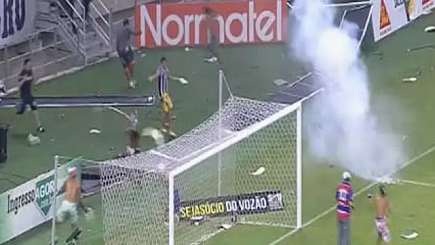 Futbol terörü sahaya indi