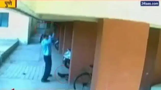 Böyle öfke görülmedi: Üstüne dev taşı attı !