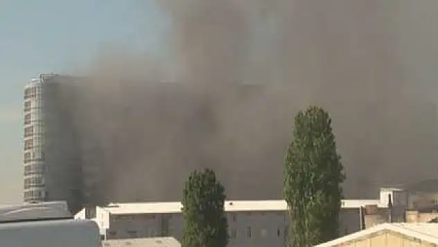 İstanbul'da korkutan otel yangını