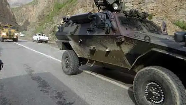 Sınırda askeri hareketlilik