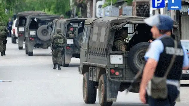 Makedonya'da Silahlı grup polisle çatıştı: 5 polis öldü, 30 polis yaralı