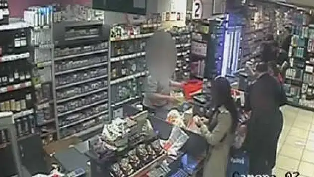 Kadınları hedef alan Gürcü hırsız kamerada