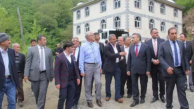 2.5 YIL SONRA İLK İBADET 