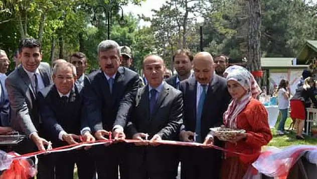 Vezirköprü'de Sergi Açılışı