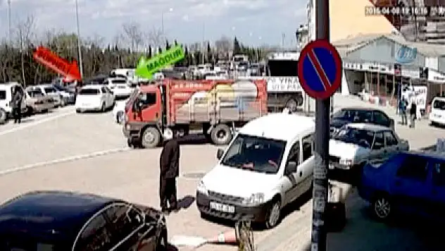 Para dolu çantayı böyle çaldılar!