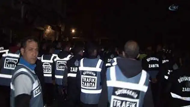 İstanbul zabıtasından gece yıkım operasyonu