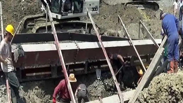 Edirne'deki göçükte ölü sayısı 2'ye yükseldi