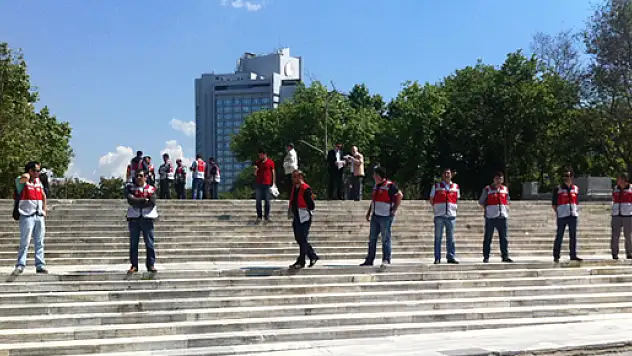 Gezi Parkı kapatıldı