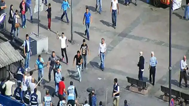 Zabıtaya palalı saldırı