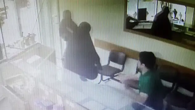 Çarşaflı uzun namlulu soyguncuları böyle püskürttü