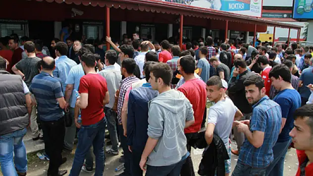 Yarım Saatte Biletler Tükendi!