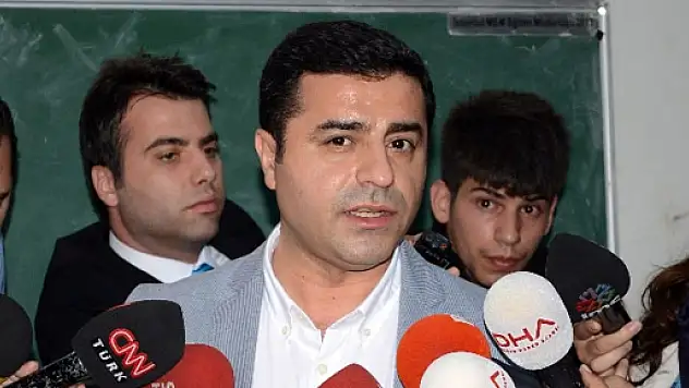 HDP Genel Başkanı Demirtaş, oyunu kullandı