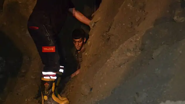 Toprak altında 3 saatlik yaşam mücadelesi