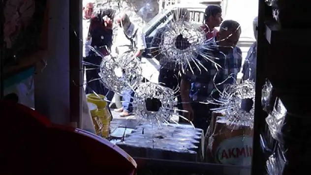 Diyarbakır güne kurşun izleriyle uyandı