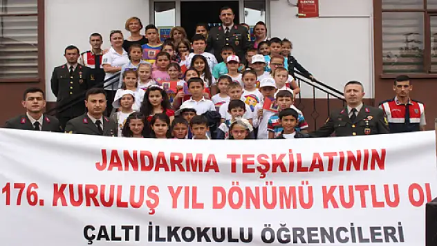ÇALTI İLKOKULU ÖĞRENCİLERİ'NDEN JANDARMA ZİYARETİ