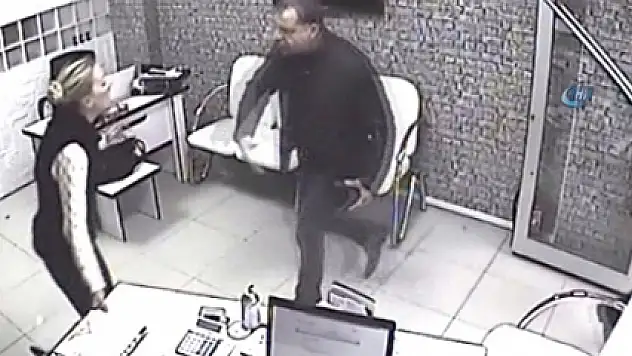 CHP Meclis Üyesi Murat İpek ve ailesi işyeri bastı