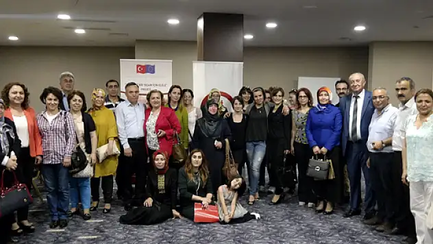 'Şiddetsiz Yaşam İçin Elele' Projesi Sona Erdi