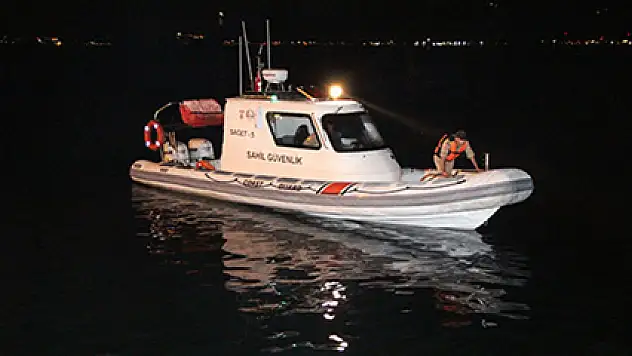 Sarıyer'de denize atlayan kişi kayboldu