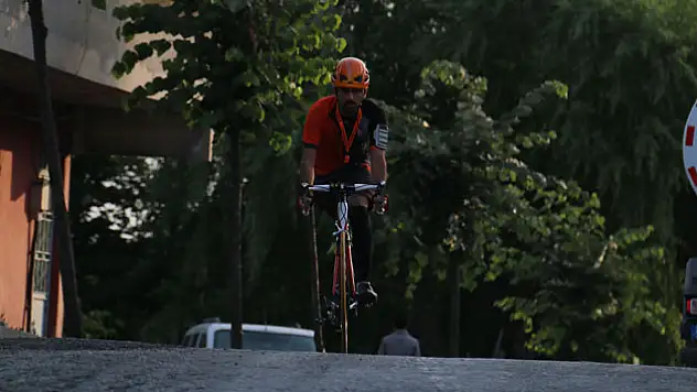 'Engelsiz' bisikletçiye kategori engeli