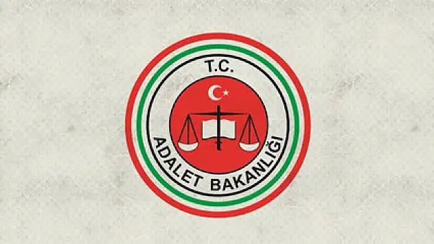 Adalet Bakanlığı binasına pompalı tüfekle ateş!