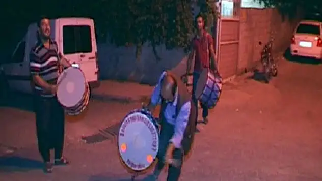 Ramazan davulcularının korsan davulcu isyanı