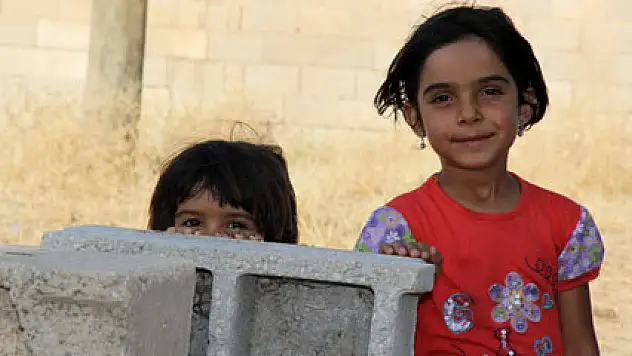 Sınırın çocukları IŞİD'i anlattı:' IŞİD insanların kafalarını kesip..'