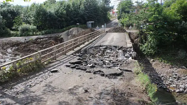 Büyüklü Köprüsü Yenileniyor