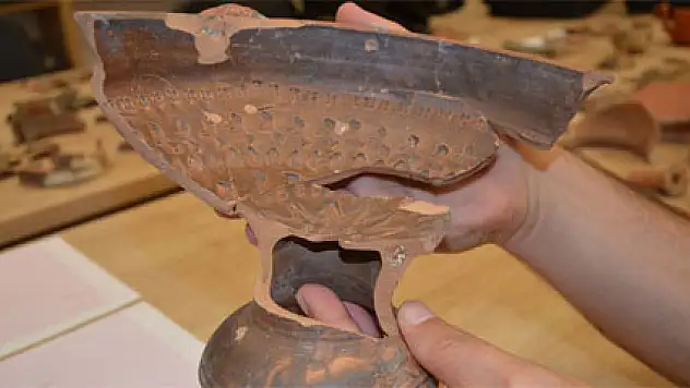 Gökçeseki'de dünyada eşi benzeri olmayan seramikler çıkıyor