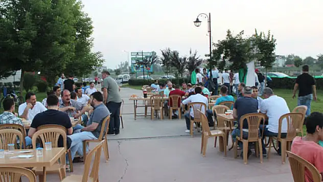 ÇARŞAMBASPOR TARAFTARI İFTARDA BULUŞTU