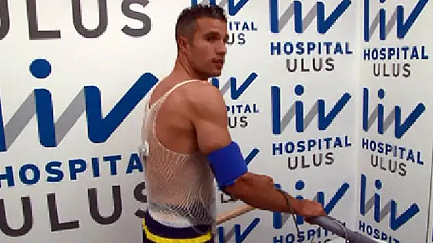 Van Persie sağlık kontrolünden geçti