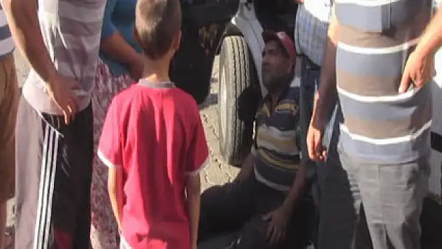 Geri manevra yaparken 4 yaşındaki çocuğa çarptı