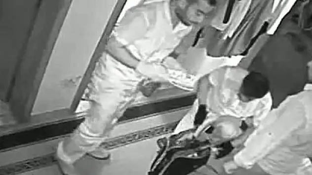 Kasa hırsızlığı güvenlik kamerasında