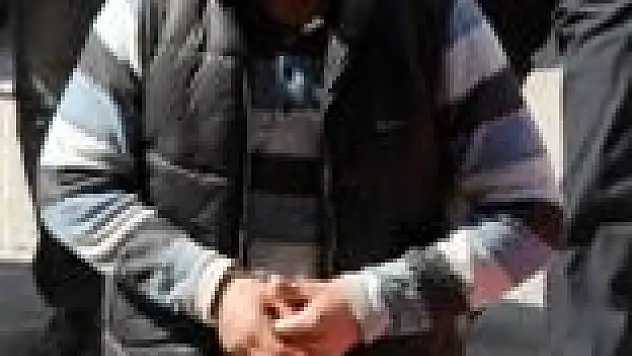 ODUN TAŞIMAK İÇİN OTOMOBİL ÇALDILAR