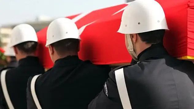 'Anne Bize Saldırmıyorlar' Dedi, Şehit Haberi Geldi