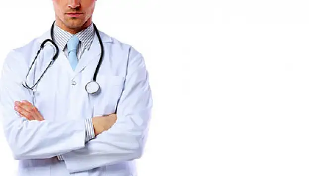 Doktora hakarete 6 ay hapis