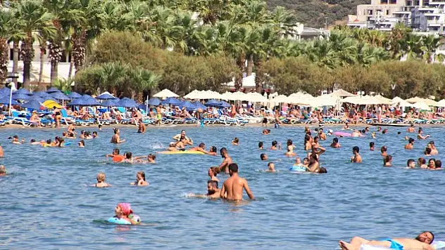 Sahiller doldu taştı