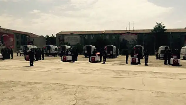 Şehitler için ilk tören