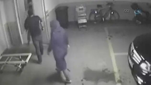 22 katlı rezidanstaki toplu soygun kamerada