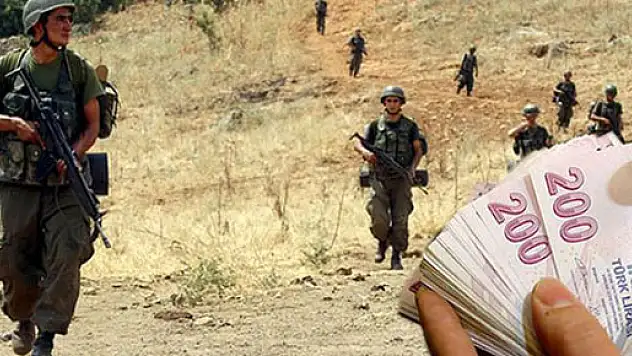 CHP'den Askere Maaş Teklifi