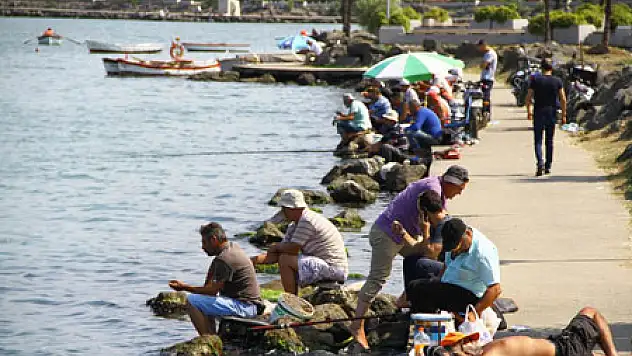 Vatandaşların Hafta Sonu Balık Tutma Keyfi