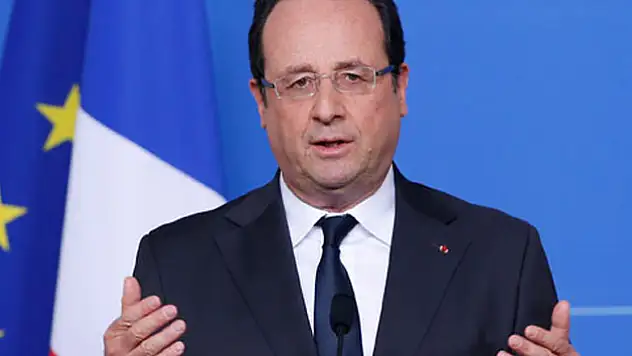 Hollande: 'Türkiye, Suriye'de IŞİD'le mücadelede yer almalı'