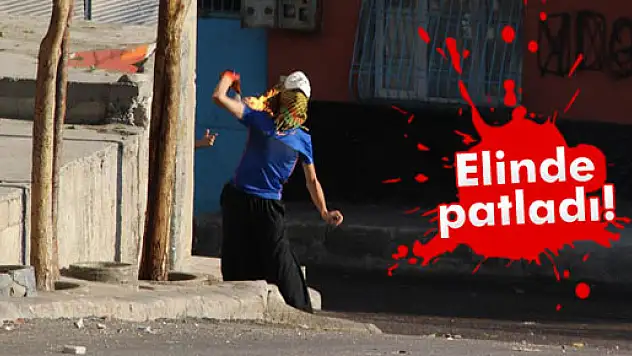 Polise atmak istediği patlayıcı elinde patladı