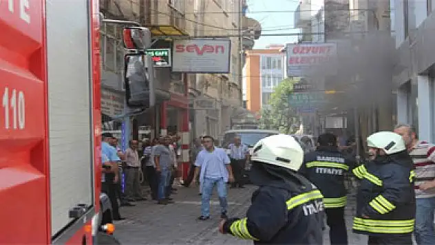 Banka Binasındaki Yangın Korkuttu