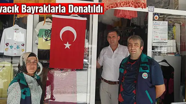 Ayvacık Bayraklarla Donatıldı