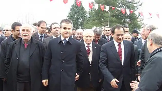 Hukuk Fakültesi teslim edildi