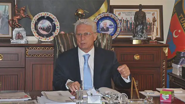 Halk otobüsleri 65 yaş ve üstünü artık ücretsiz taşımayacak