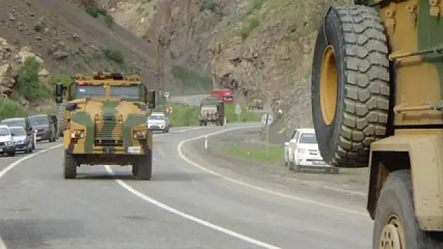 Muş-Suluca karayolu'ndaki patlamada 12 asker yaralandı